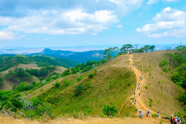 Thm hiểm những ngọn ni mang vẻ đẹp huyền b