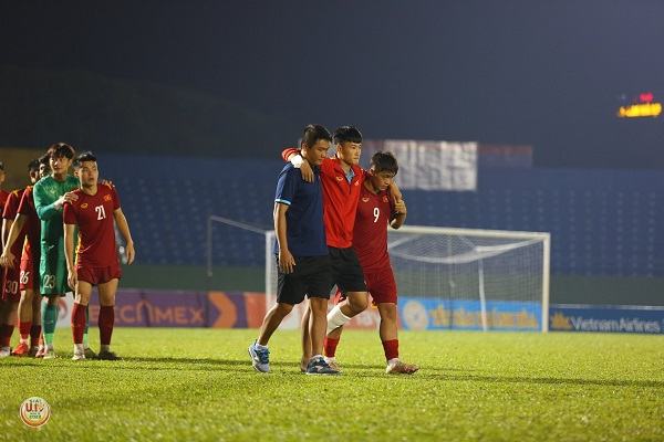Văn Trường vắng mặt ở vng loại U.20 chu  2023